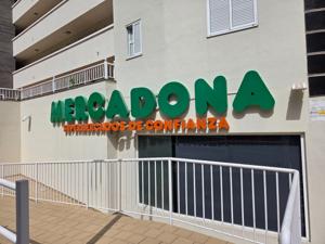 Mercadona supermarket entrance