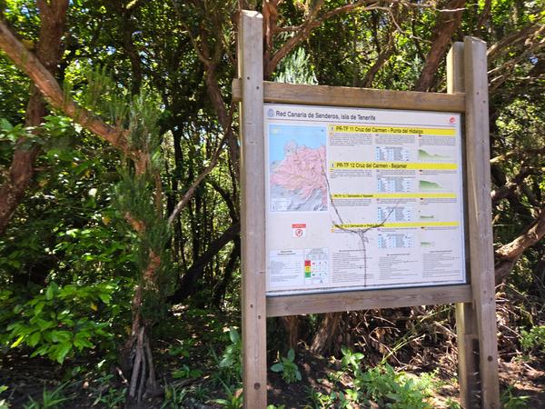 Trail information board showing PR-TF routes in Cruz del Carmen, Tenerife