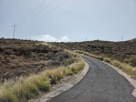 Winding country road leading to El Varadero