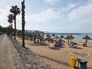 Paseo Marítimo next to Playa El Camisón