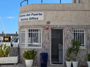 Marina Office building in Radazul