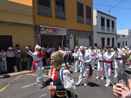 Traditional dancers and musicians during the Romería de Tegueste